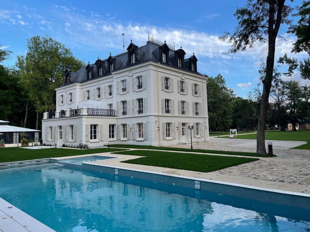 Chateau Des Hauts De Provins Ξενοδοχείο Champcenest Εξωτερικό φωτογραφία